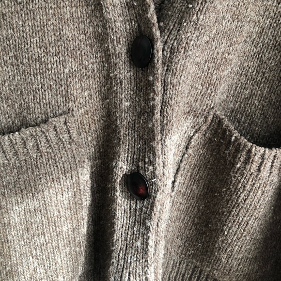 Babaa Sweater - Picture 3 of 11